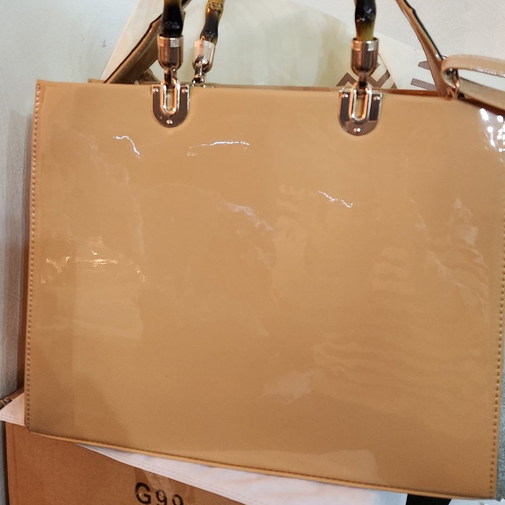 New Dasein large beige handbag with bamboo handles